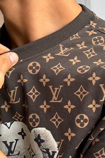 Коричневая оверсайз футболка Louis Vuitton Monogram All-over Bear   