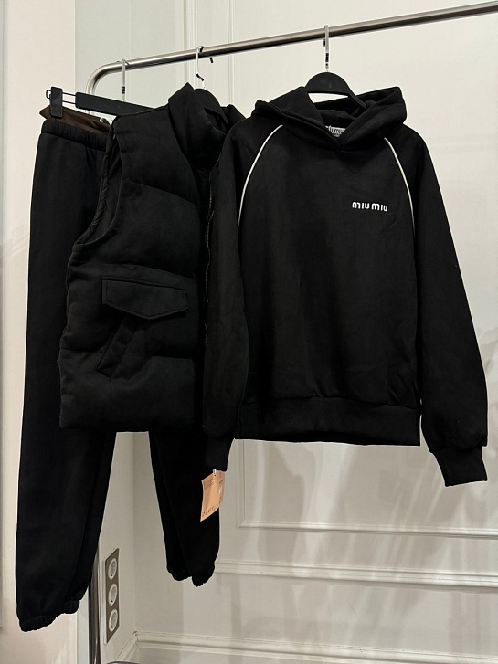 Женский чёрный костюм тройка MIU MIU