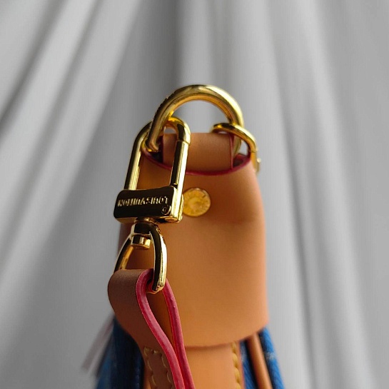 Женская сумка Louis Vuitton Loop Hobo Monogram Jeans 35x25 см