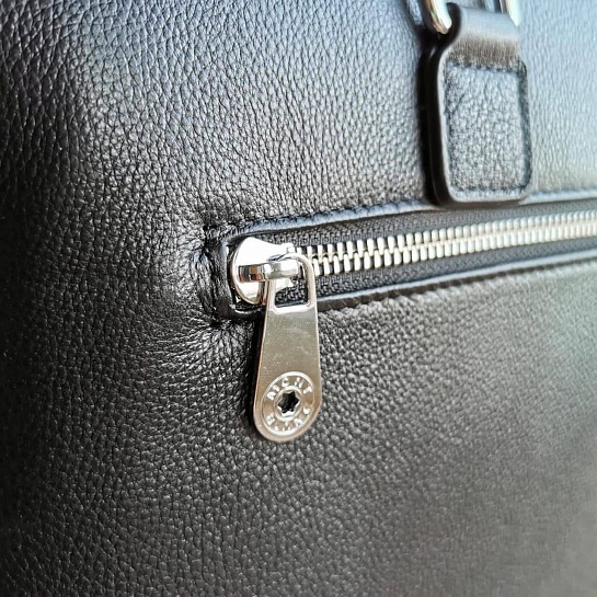 Кожаная чёрная сумка Montblanc 39x29 см