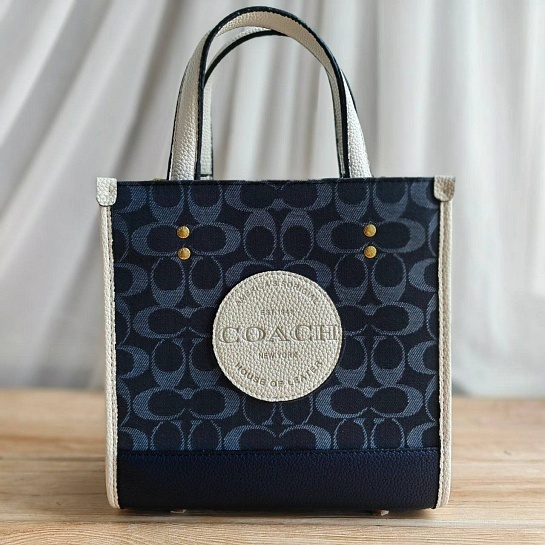 Женская сумка Coach Dempsey Tote 23x23 см (4 расцветки)