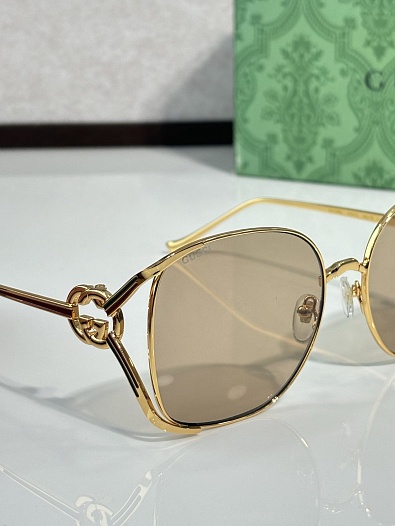 Солнцезащитные очки Gucci GG   