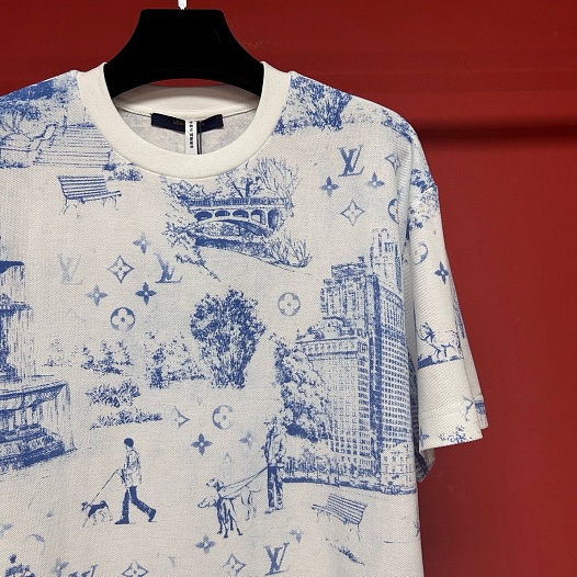 Белая футболка Louis Vuitton Monogram City Walk print   