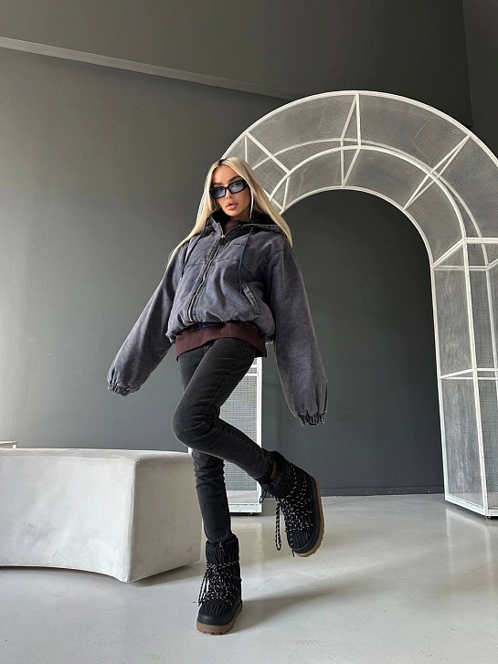 Женский оверсайз бомбер Balenciaga