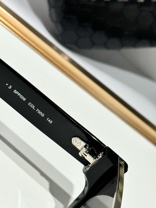 Солнцезащитные очки Philipp Plein Shelter