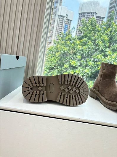 Женские замшевые ботинки с мехом Balenciaga Alaska Fur High Boot Premium - Grey