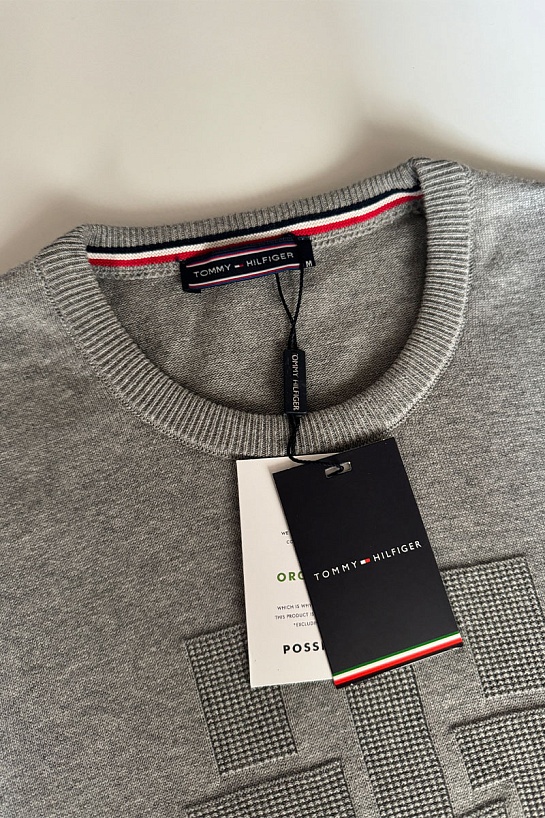Мужской джемпер Tommy Hilfiger серого цвета