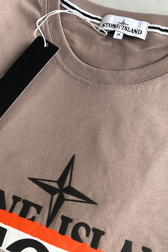 Мужская футболка коричневого цвета Stone Island