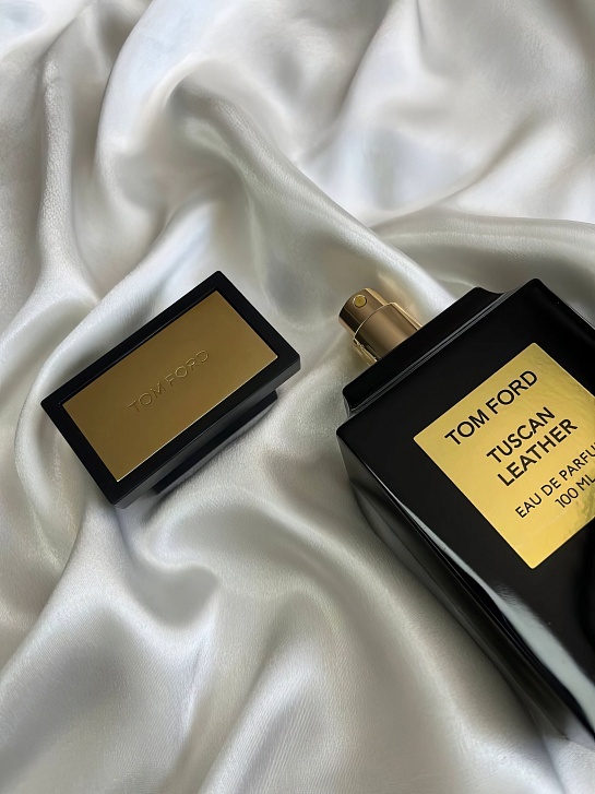 Парфюмерная вода Tom Ford Tuscan Leather (100 мл)