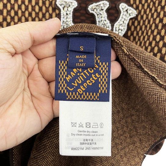 Оверсайз футболка Louis Vuitton Premium crystal logo-patch