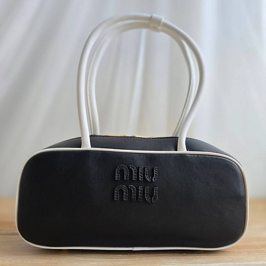 Кожаная сумка тоут MIU MIU Beau 29x14 см - Black