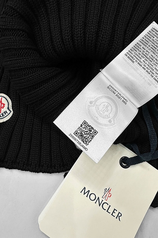 Комплект из шапки и шарфа чёрного цвета Moncler logo-patch