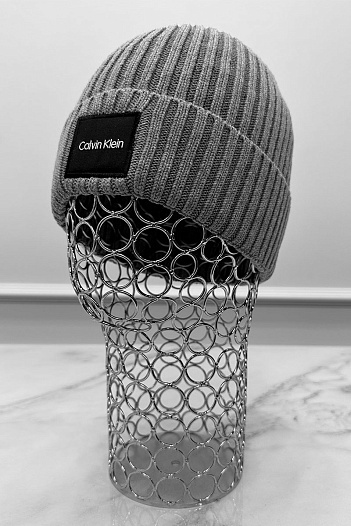 Серая шапка Calvin Klein logo-patch   