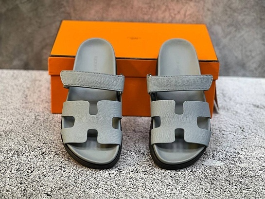 Женские кожаные сандалии Hermes Chypre - Grey