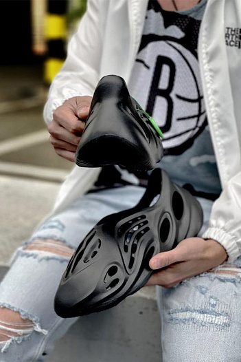 Кроссовки Adidas Yeezy Foam Runner - Black   