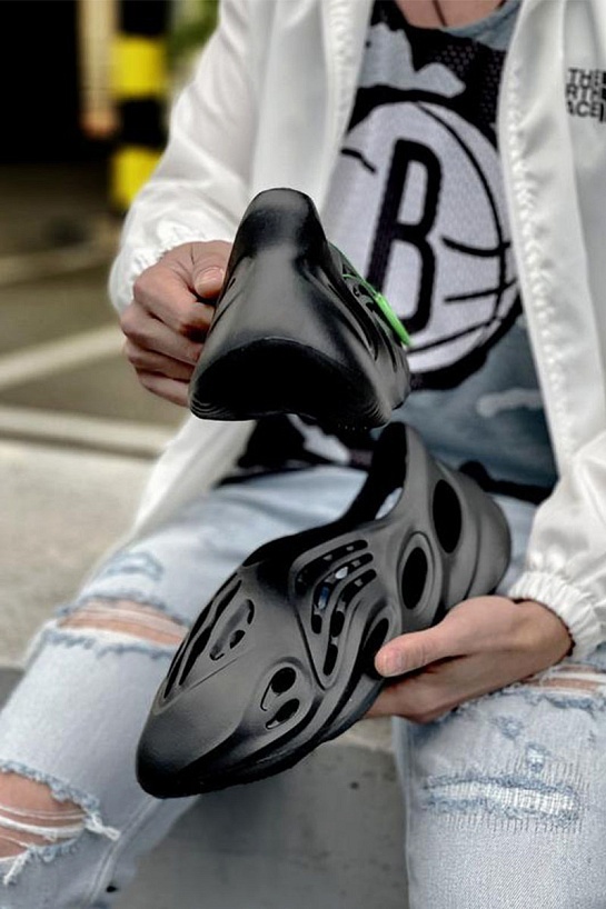 Кроссовки Adidas Yeezy Foam Runner - Black