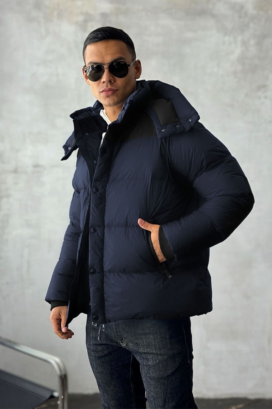 Тёмно-синий пуховик Burberry London England logo-patch