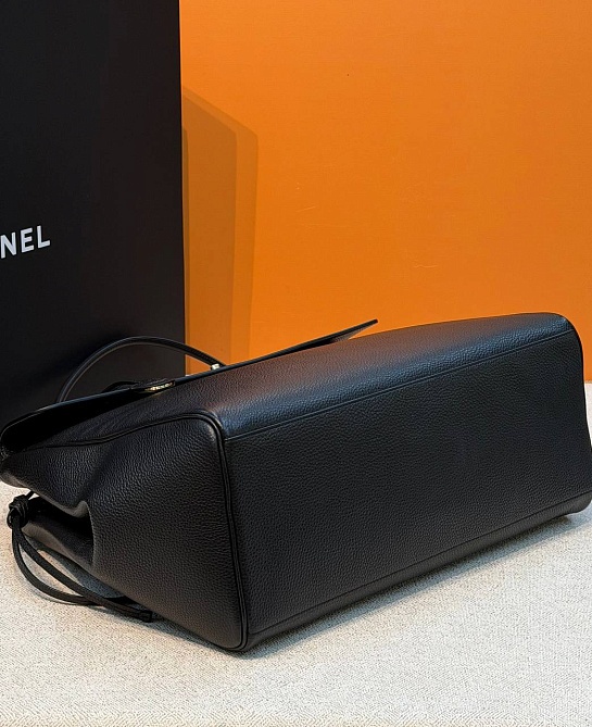 Кожаная сумка Chanel Shopping premium 45x32x17 см