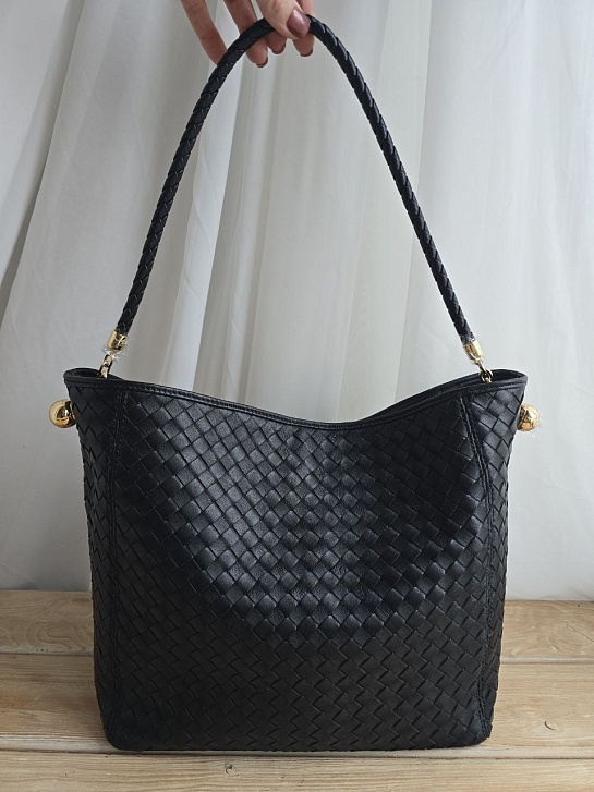 Кожаная сумка Bottega Veneta 33x26 см