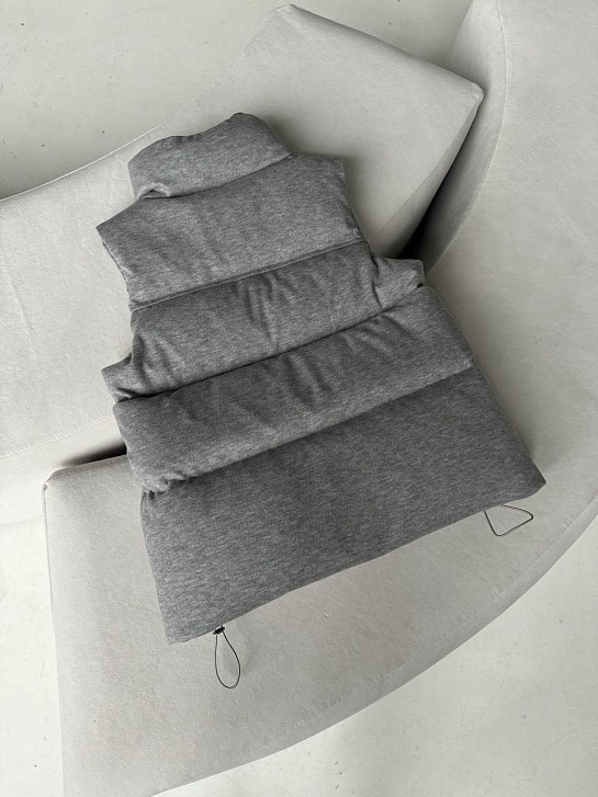 Женская серая жилетка Loro Piana