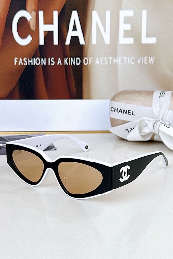 Солнцезащитные очки Chanel Cat Eye   