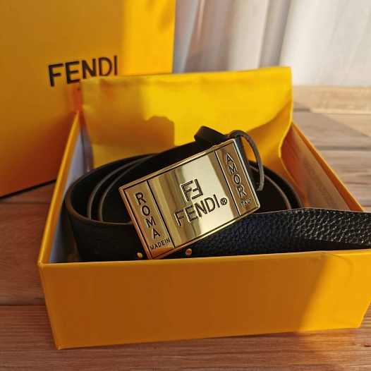 Кожаный ремень Fendi - ширина 3.5 см, длина 95 / 110 см   