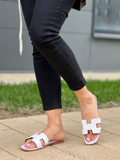 Женские шлёпанцы Hermes Oran - White   