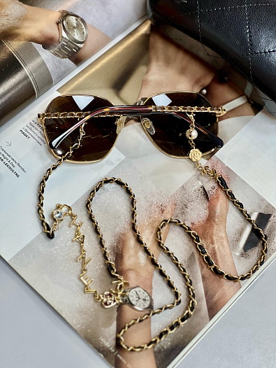 Женские солнцезащитные очки Chanel   