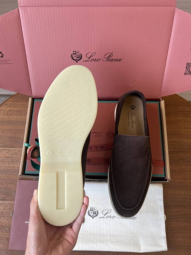 Замшевые лоферы Loro Piana Premium - Brown   