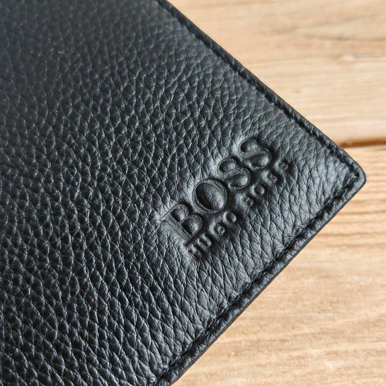Кожаная обложка для паспорта Hugo Boss
