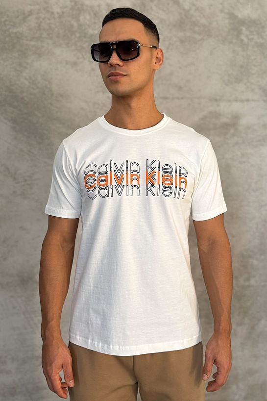 Брендовая мужская футболка Calvin Klein белого цвета