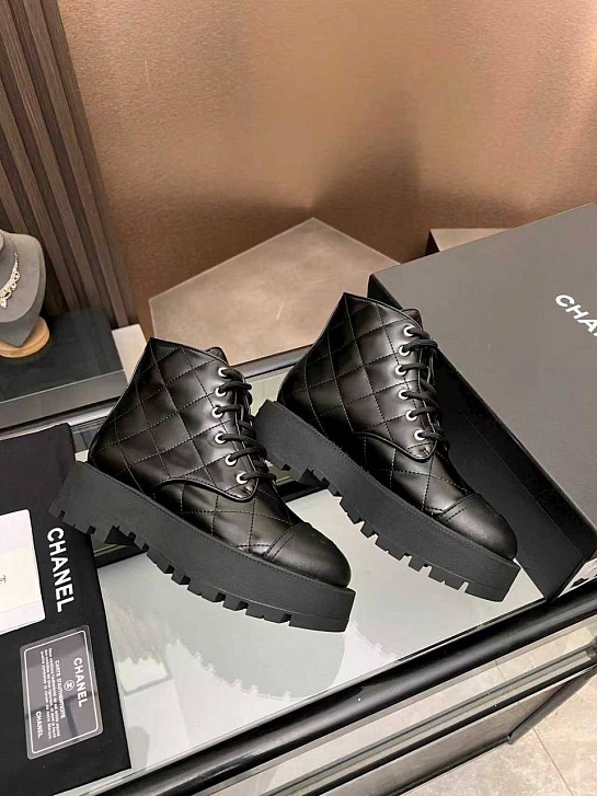 Женские кожаные ботинки Chanel premium - Black