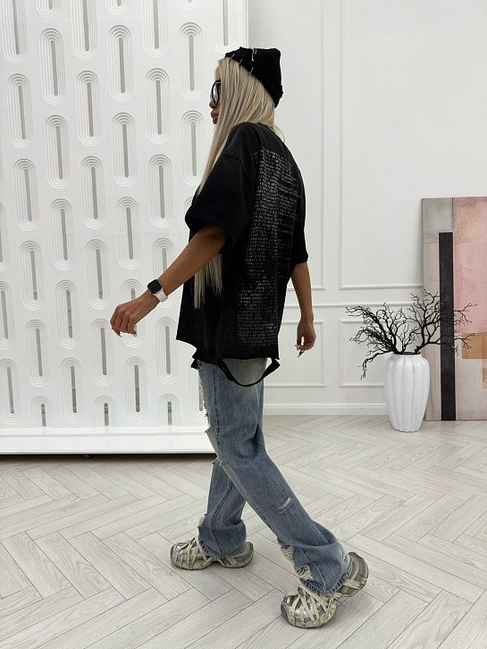 Чёрная женская оверсайз футболка Balenciaga