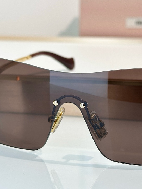 Солнцезащитные очки MIU MIU Aube