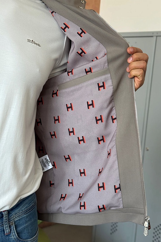 Мужская серая куртка Hermes