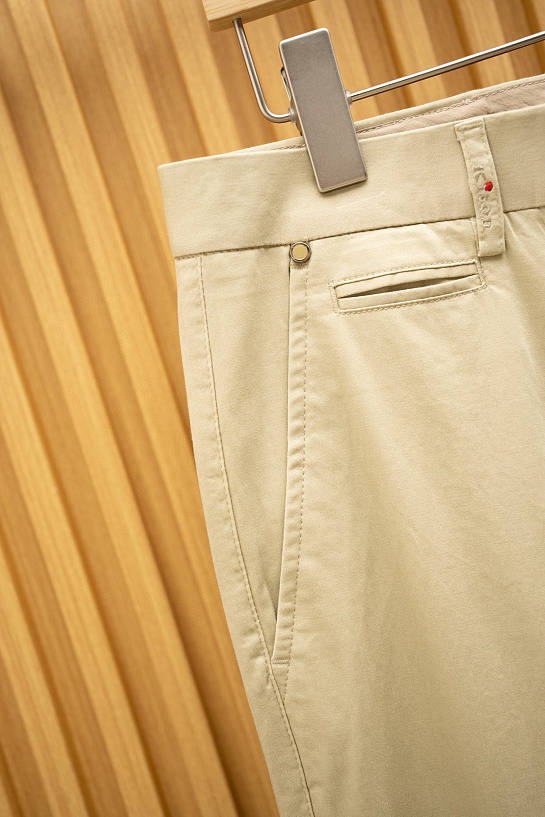 Мужские бежевые брюки Kiton Premium