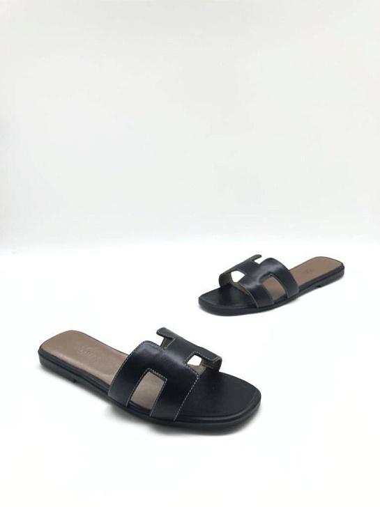 Женские шлёпанцы Hermes Oran - Black