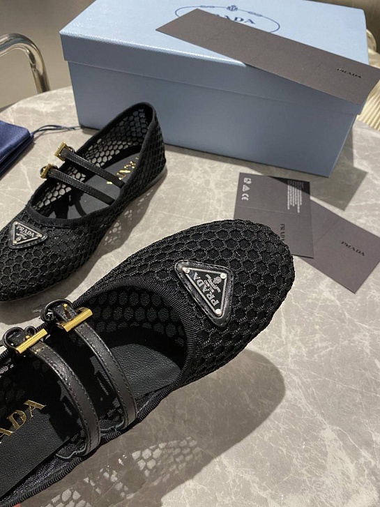 Женские сетчатые балетки Prada чёрного цвета