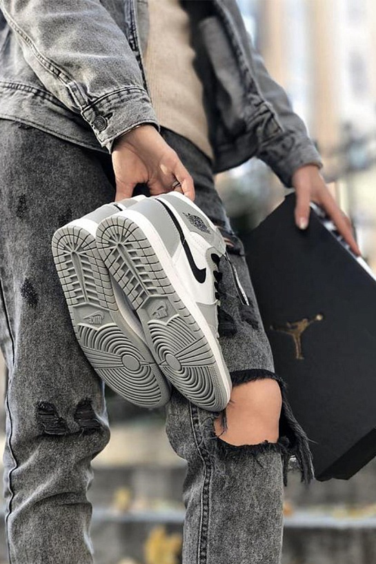 Кроссовки Nike Air Jordan 1 Mid - Light Smoke Grey