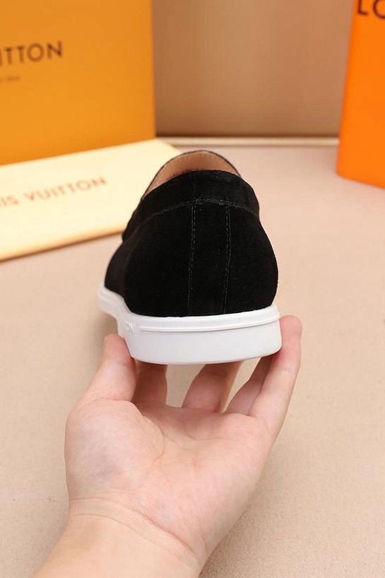 Мужские замшевые лоферы Louis Vuitton Estate