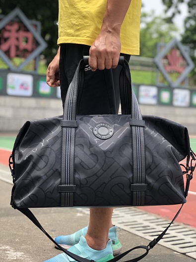 Нейлоновая дорожная сумка Burberry Premium 50x29x19 см   