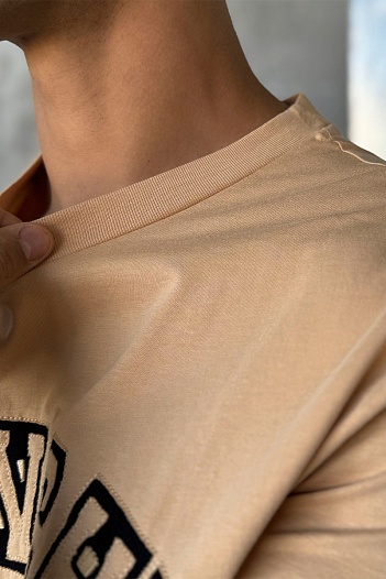 Бежевая оверсайз футболка Givenchy college logo-embroidered   