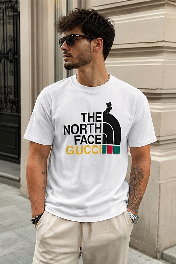 Белая оверсайз футболка Gucci x The North Face Collaboration   