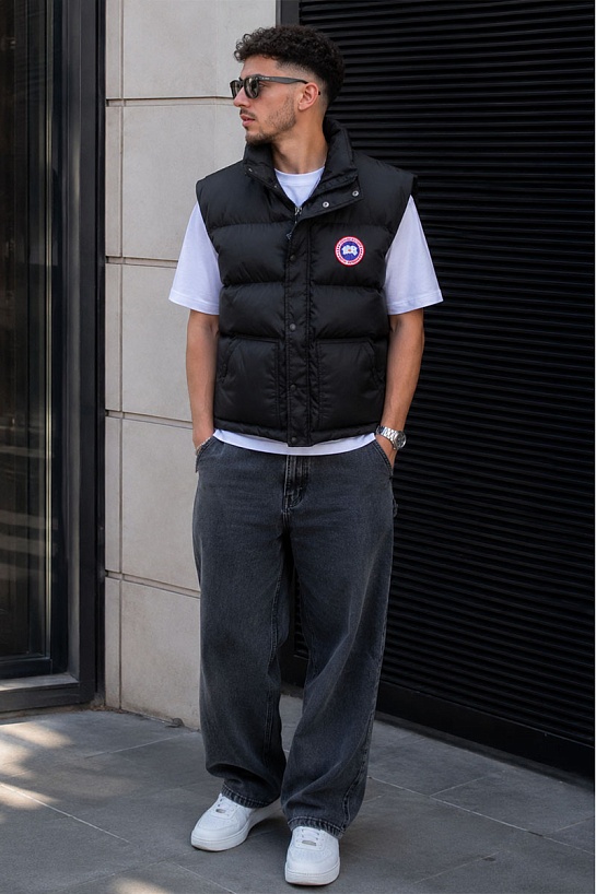 Мужской чёрный жилет Canada Goose Garson Vest
