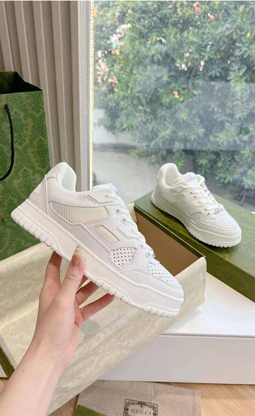 Женские кожаные кроссовки Gucci GG Cruise