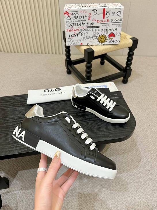 Кожаные кроссовки чёрного цвета Dolce & Gabbana Portofino