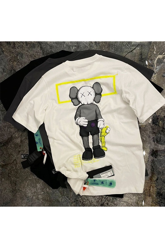 Белая оверсайз футболка Off-White x Kaws