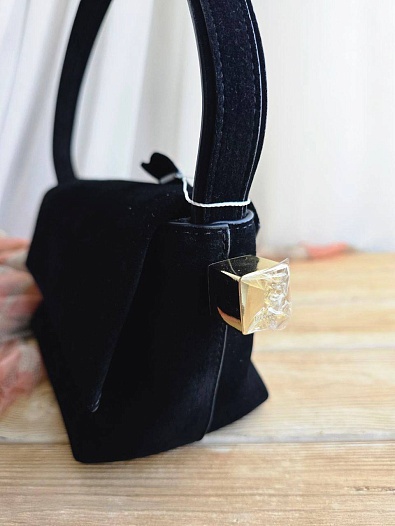 Замшевая сумка Jacquemus The Rond Carre 26x16 см   