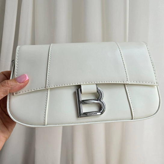 Кожаная сумка Balenciaga Hourglass 22x13 см