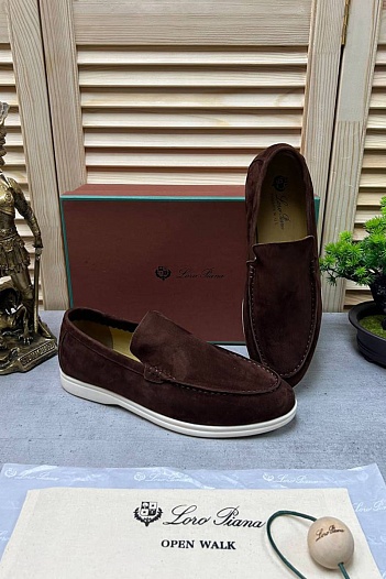 Мужские замшевые лоферы Loro Piana   